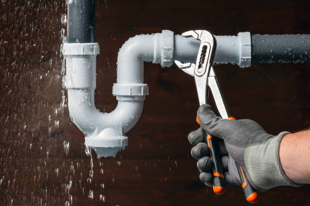 Professional Drain Cleaning technician working in North Lima, OH